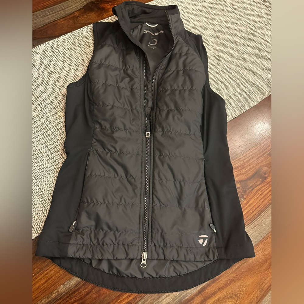 Women's Black TaylorMade golf Vest